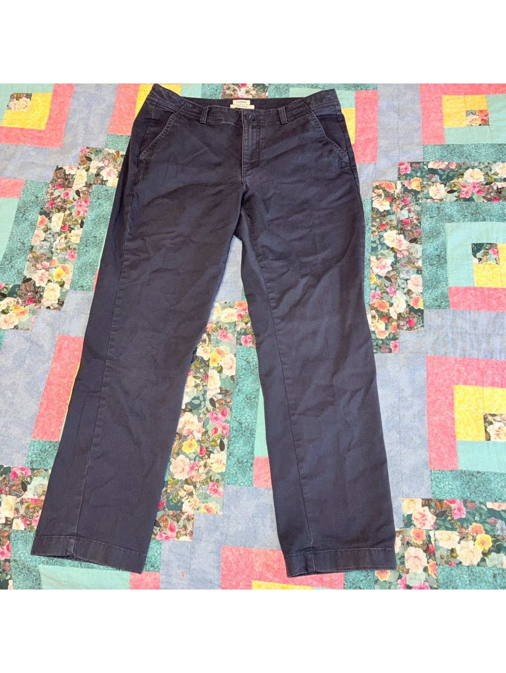 L.L.Bean $90 Woman’s Size 10 Favorite Fit navy pants Dress Or Casual